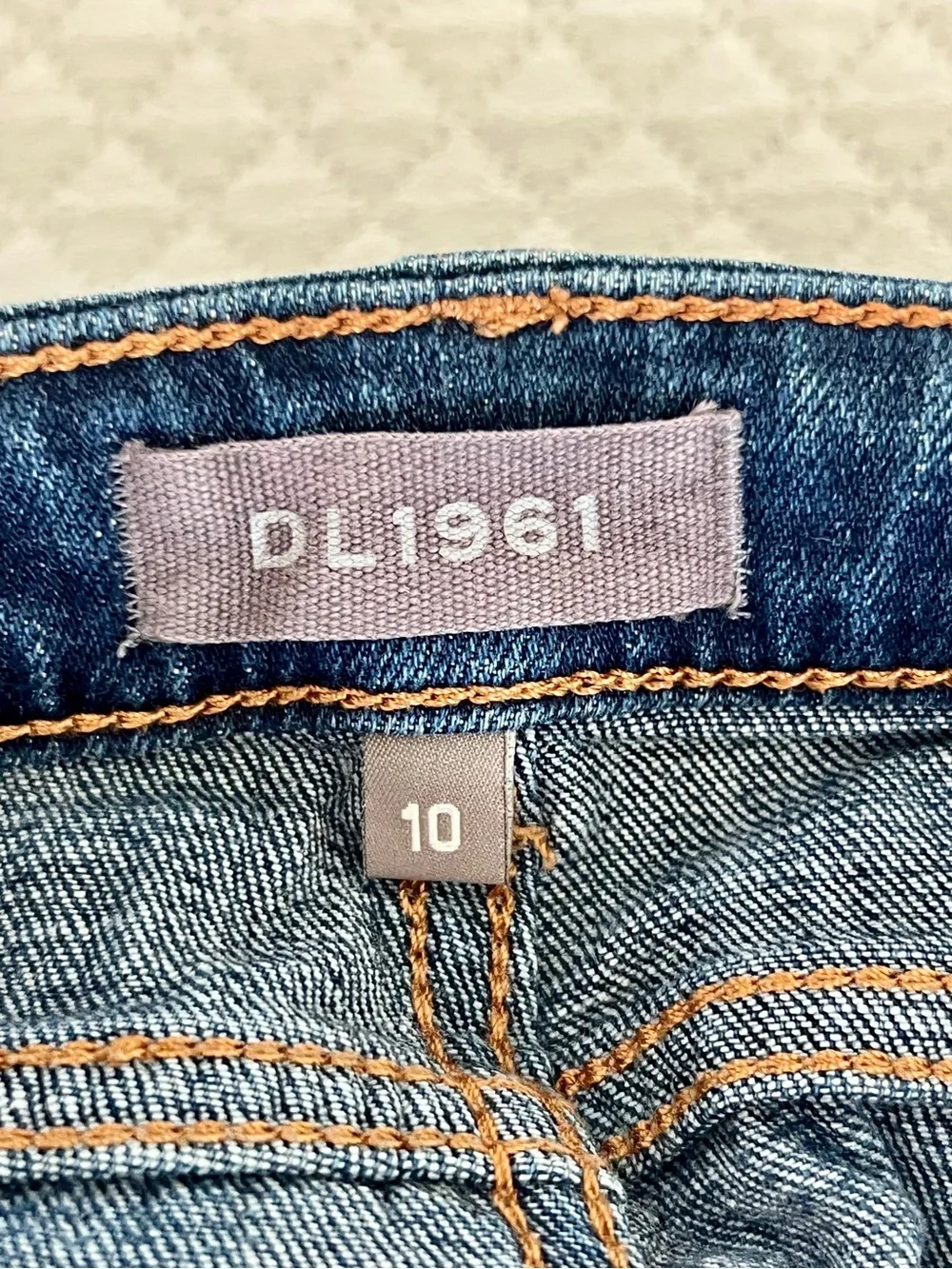 DL1961 Jean Shorts